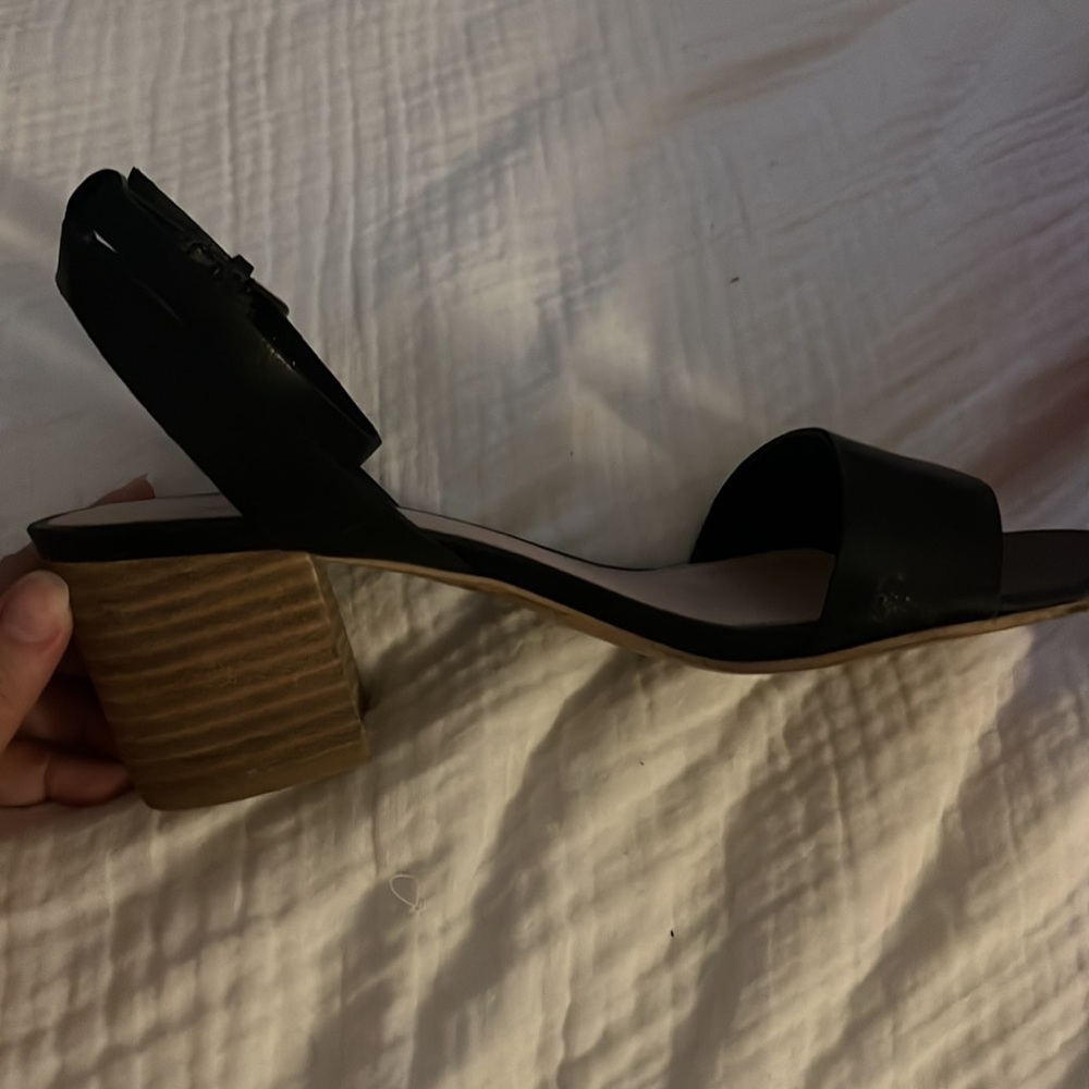 heels - Picture 2 of 2